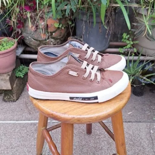 Tênis Coca-Cola Marrom Tam 38