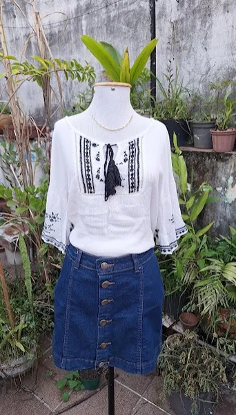 bata feminina branca bordada
