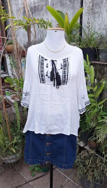 bata feminina branca bordada
