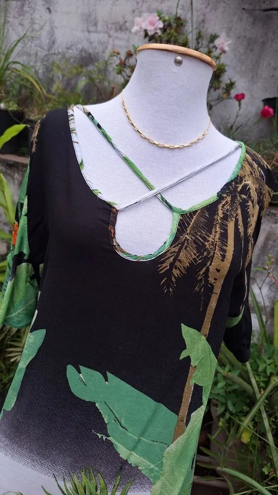 blusa feminina de viscose estampa tropical