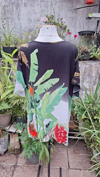 blusa feminina de viscose estampa tropical