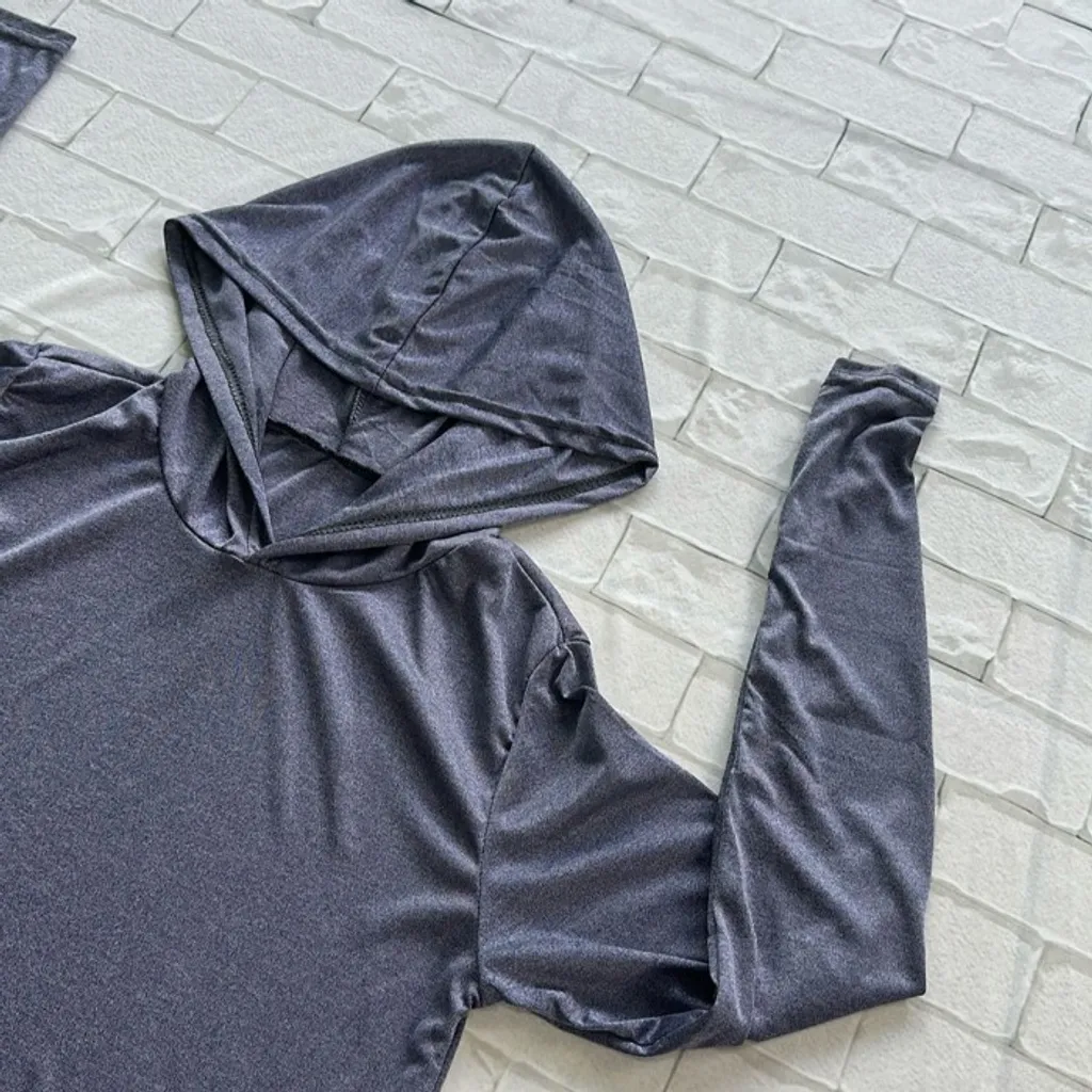 Blusa Fitness Cinza com Capuz Nova Tamanho GG