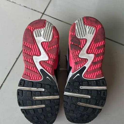 Tênis Nike Air Max Excee feminino original, nas cores rosa, pret