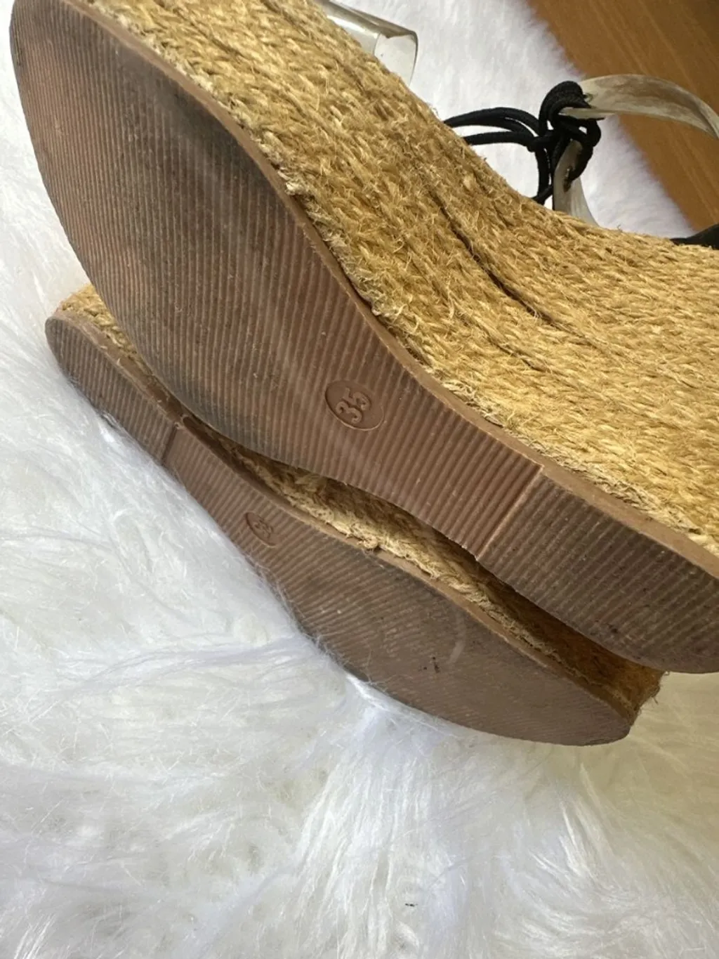 Sandália Anabela Preta Vinil Tam 35