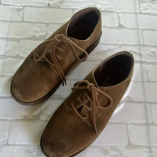 Sapato Kildare Camurça Caramelo 38