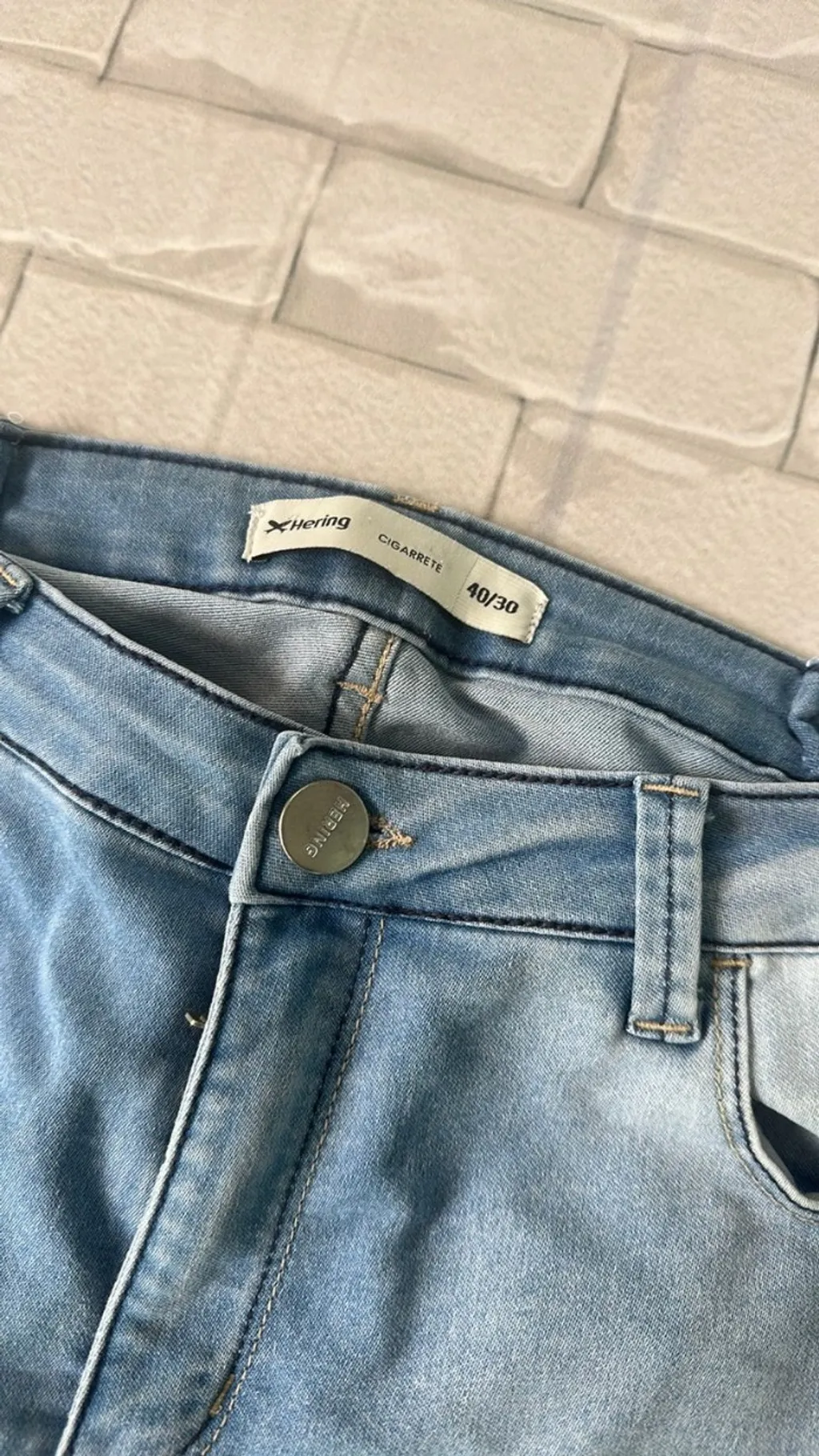 Calça Jeans Feminina Cigarrete Azul Claro Com Elastano Tam 40