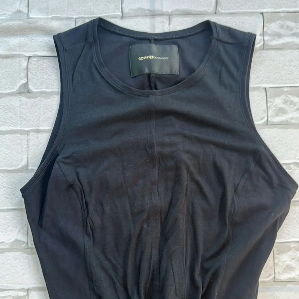 Vestido Preto Básico Sem Manga Forrado Elegante Tam M