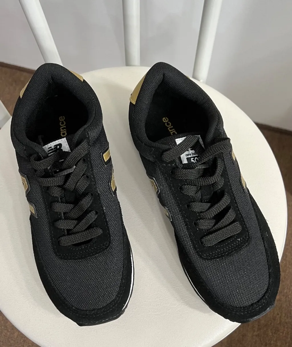 Tenis New Balance 501