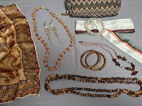 Combo de 8 acessórios artesanais - Bijuterias naturalistas