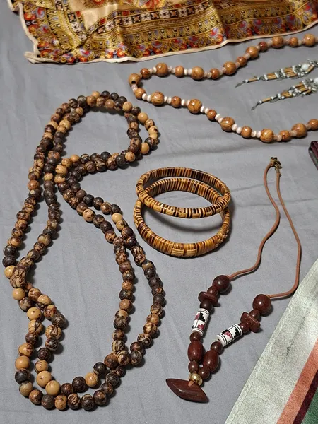 Combo de 8 acessórios artesanais - Bijuterias naturalistas