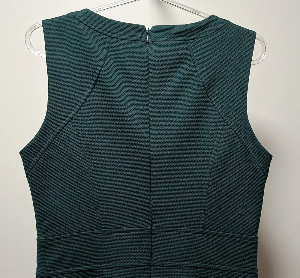 Vestido tubo clássico malha jacquard verde floresta 40