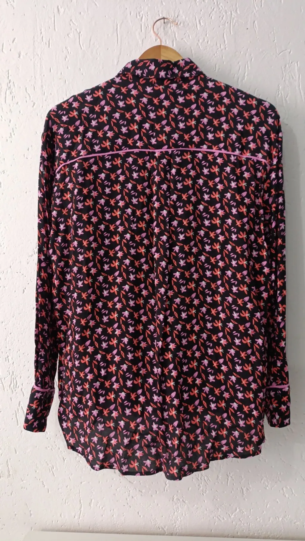 Camisa viscose preta estampada