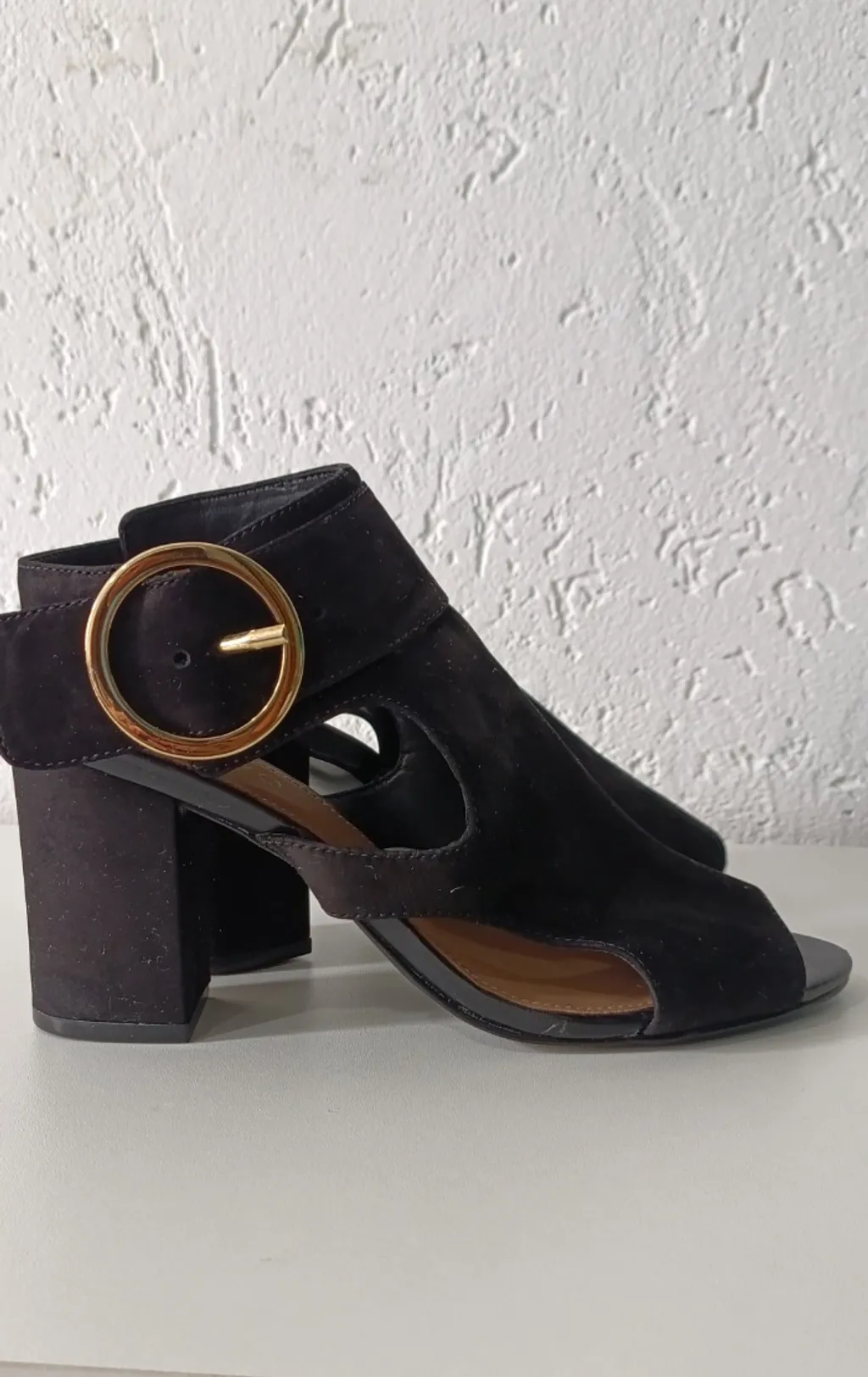 Sandália salto bloco nobuck preto