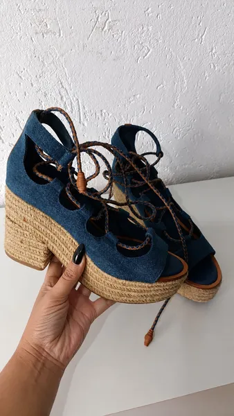 Sandália salto Positano Laceup Platform Espadrille 9 Tory Bu