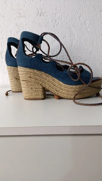 Sandália salto Positano Laceup Platform Espadrille 9 Tory Bu