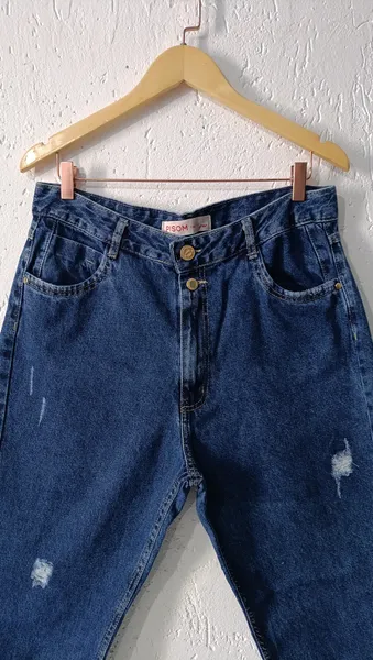 Calça jeans cintura alta Tam 44 barra destroyer Pisom