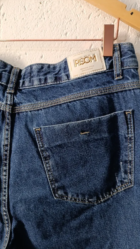 Calça jeans cintura alta Tam 44 barra destroyer Pisom
