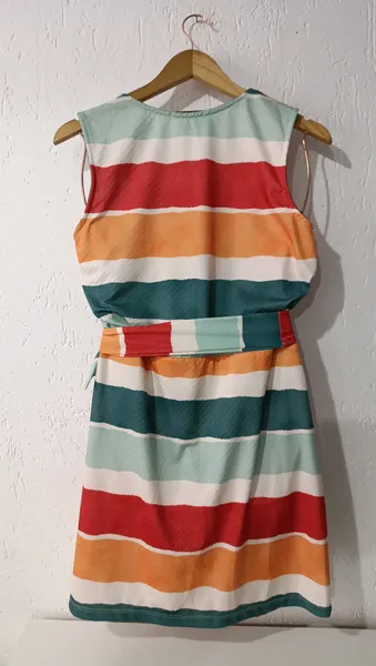 Vestido listrado amarração Tam M Equus