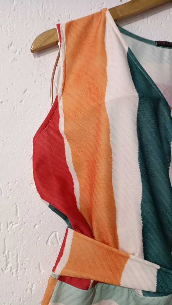 Vestido listrado amarração Tam M Equus
