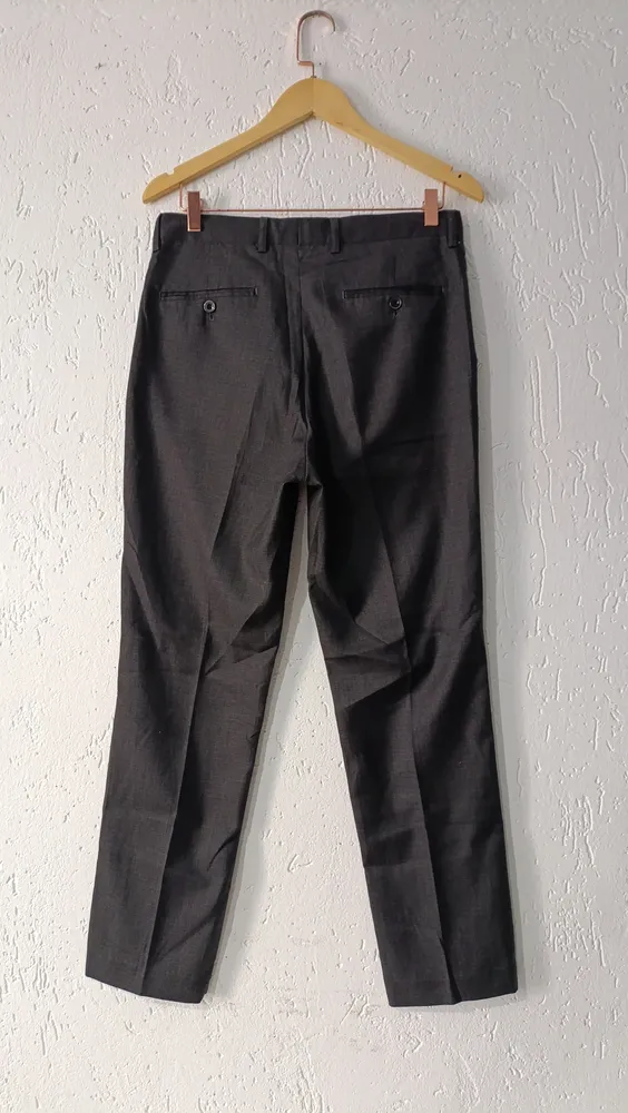 Calça alfaiataria slim chumbo masculina Tam 40 Preston Field