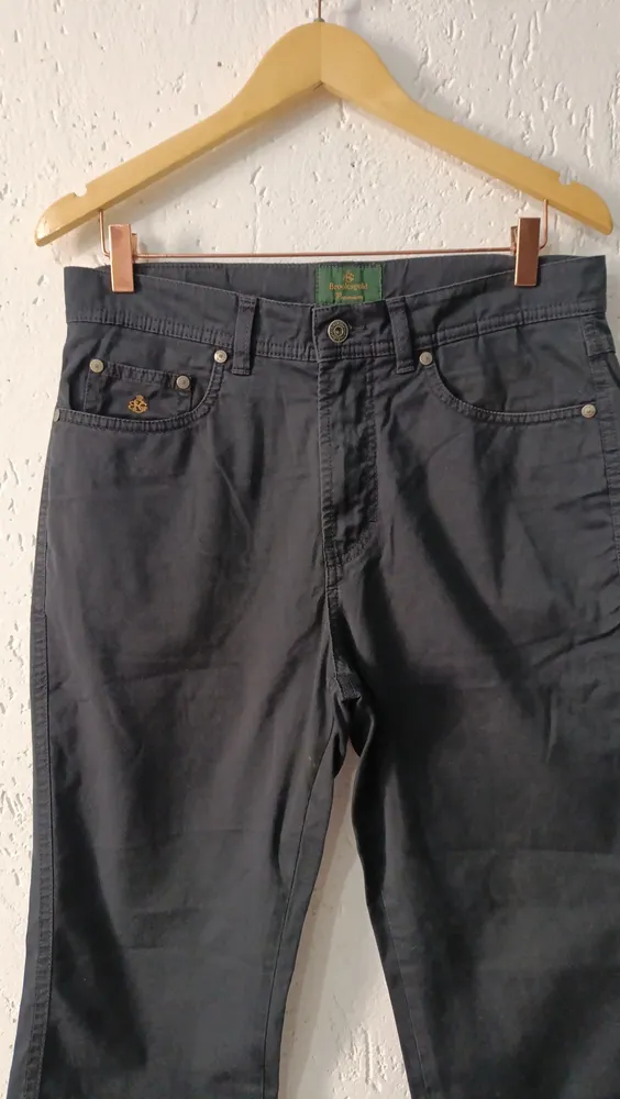 Calça masculina modelagem regular Tam 42 Brooksfield