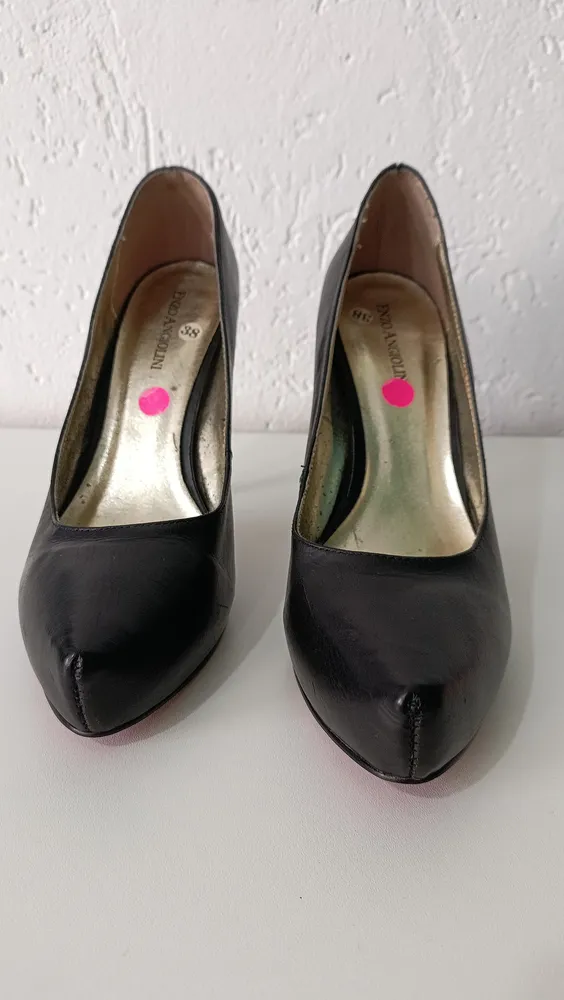 Scarpin em couro Enzo Angiolini Tam 38 Vintage