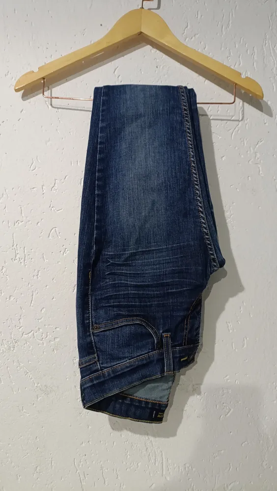Calça jeans 524 skinny cintura super baixa 36
