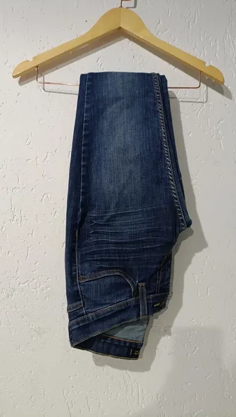 Calça jeans 524 skinny cintura super baixa 36