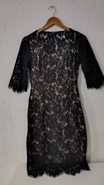 Vestido rendado preto 38 Ave Rara