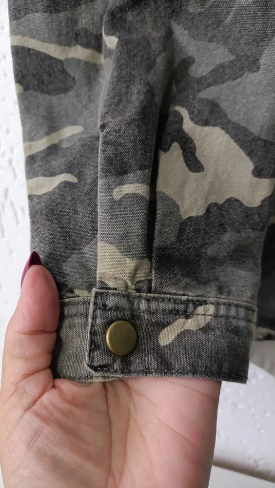 Camisa camuflada feminina Tam M