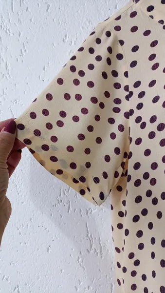 Blusa ampla poá manga curta Tam 34