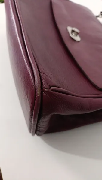 Bolsa em couro legítimo marsala Dona Prisca