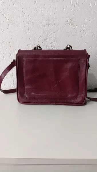Bolsa em couro legítimo marsala Dona Prisca