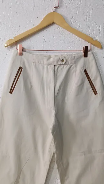 Calça vintage 40 off white Le Lis Blanc com CGC