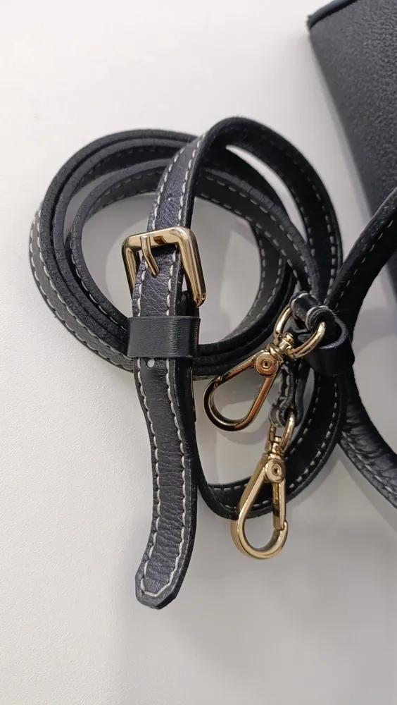 Bolsa tote estruturada couro preta Corello