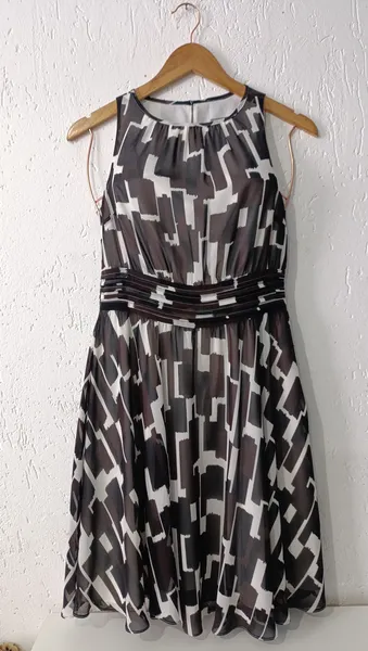 Vestido estampa geométrica 4P Ann Taylor Petites