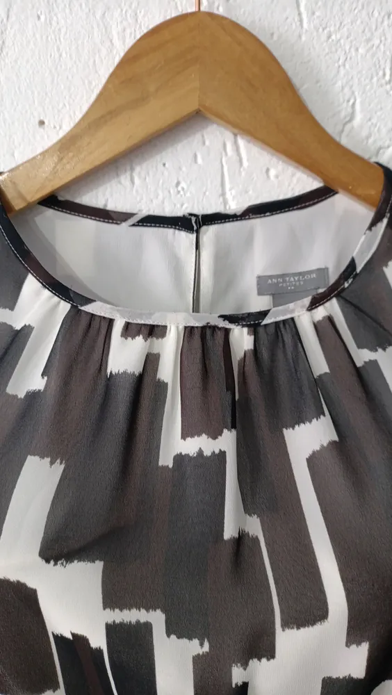 Vestido estampa geométrica 4P Ann Taylor Petites