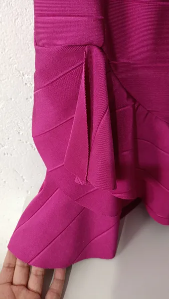 Vestido midi bandagem fucsia pink P Thais Rodrigues