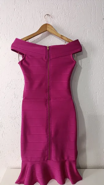 Vestido midi bandagem fucsia pink P Thais Rodrigues