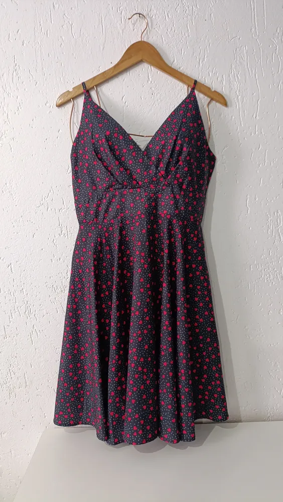 Vestido preto poá corações G