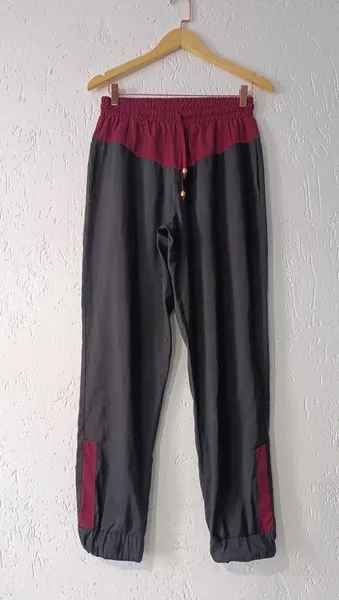 Calça esportiva feminina Tam M Dash Me