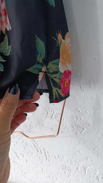 Regata Old Navy Preta Floral Garden of Secrets Tam M