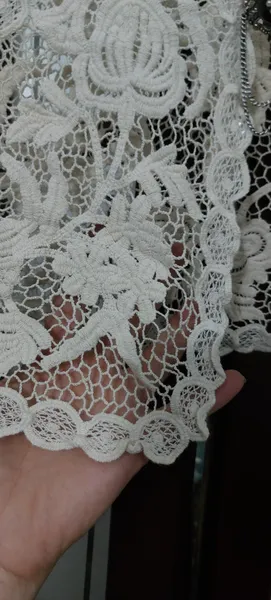 colete de renda Le Lis Blanc