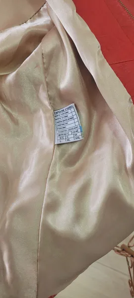 jaqueta couro vermelha