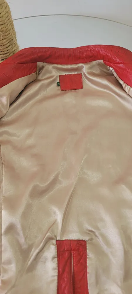 jaqueta couro vermelha