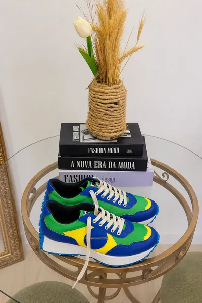 Tenis Legut Max em couro