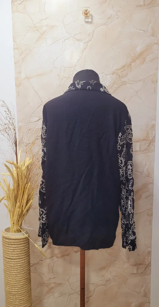 Camisa bordada chiquissima