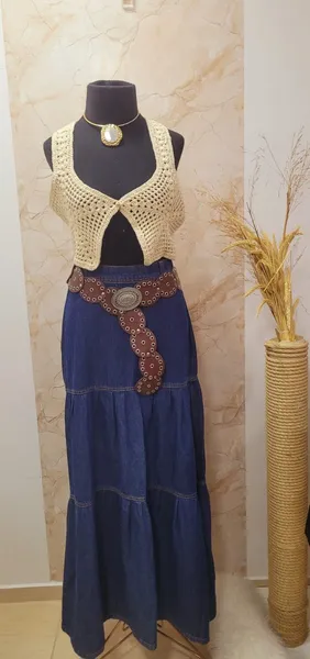 Combo saia e colete tricô