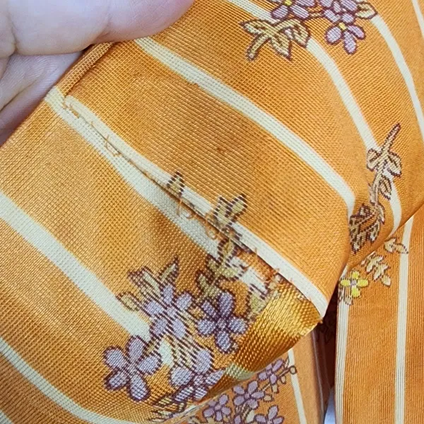 camisa brechó vintage anos 70 laranja estampada floral poliéster