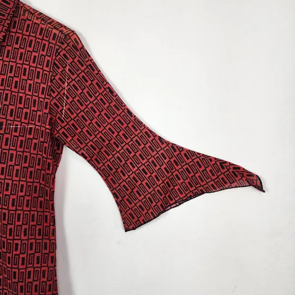 Brechó Camisa Vintage Anos 2000 Geométrica Y2K Social